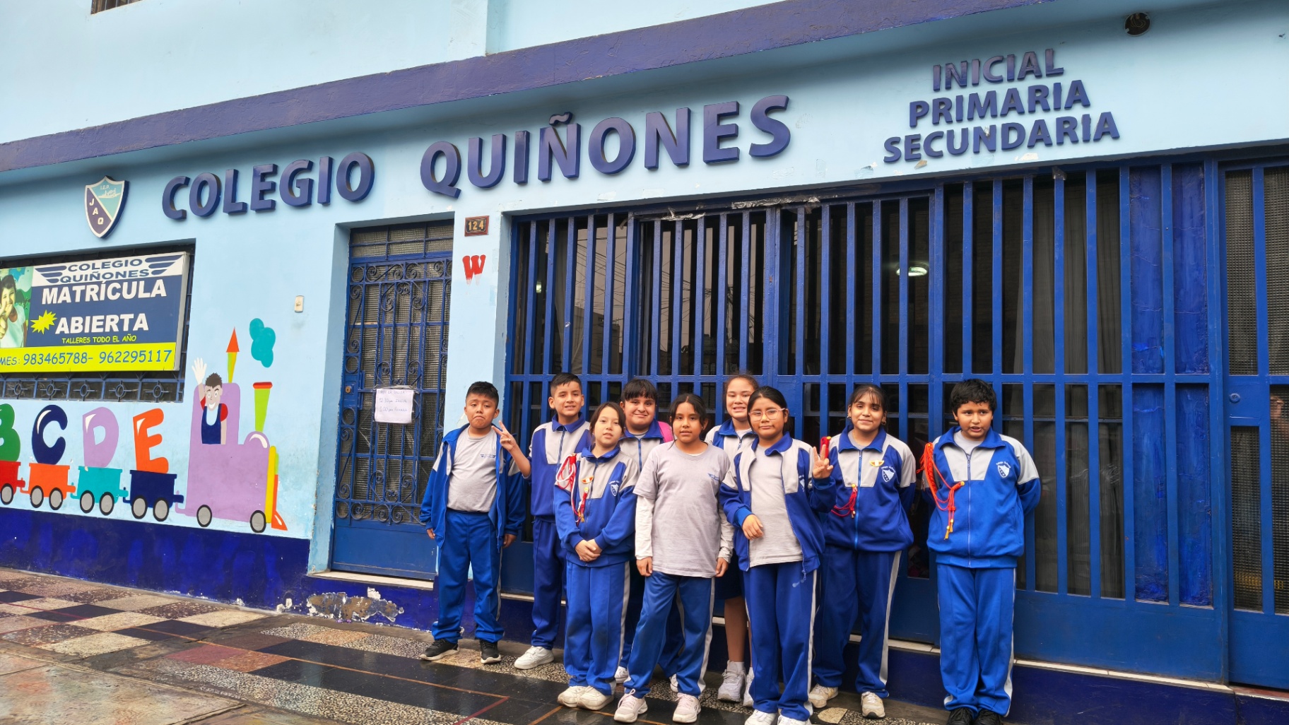 Fachada del colegio